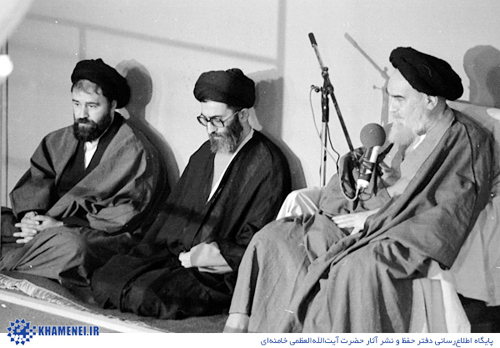 [تصویر: khamenei-ahmad-khomeini-2.jpg]